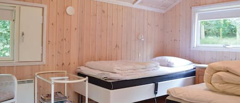 2 bedrooms, free WiFi