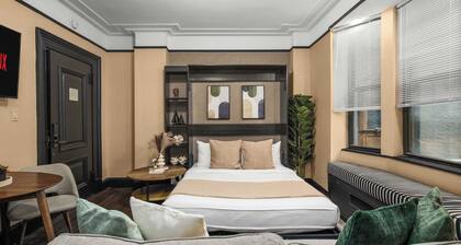 Stunning Apt in The Heart of New York City GYM!