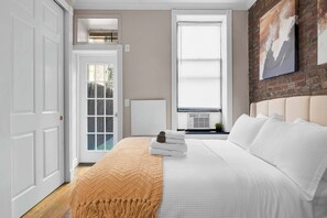 2 chambres, fer et planche à repasser, Wi-Fi gratuit, draps fournis