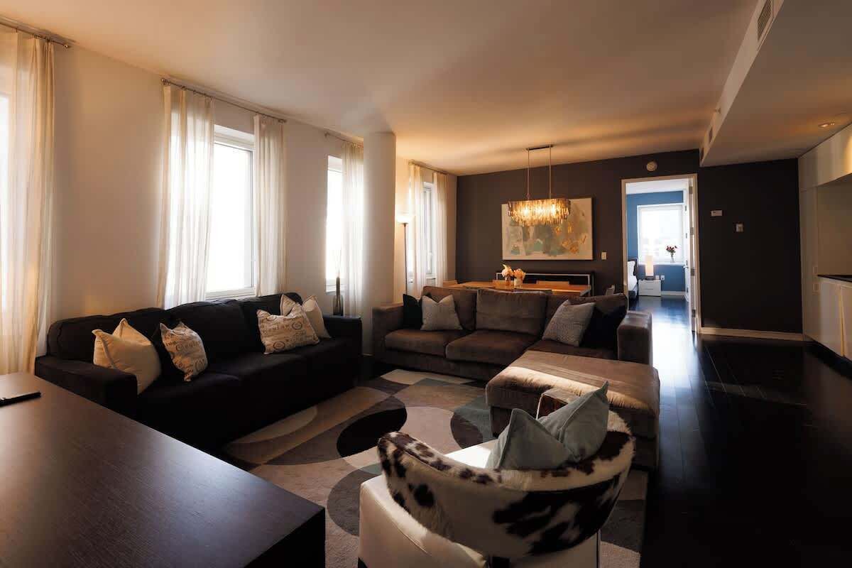 智能电视、办公室