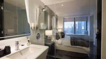 シャワー、ヘアドライヤー