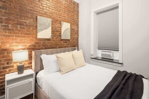 2 chambres, fer et planche à repasser, Wi-Fi gratuit, draps fournis