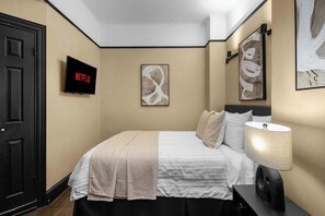 1 bedroom, iron/ironing board, free WiFi, bed sheets