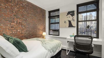 2 dormitorios, tabla de planchar con plancha, wifi gratis y ropa de cama