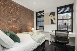 2 dormitorios, tabla de planchar con plancha, wifi gratis y ropa de cama