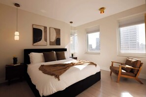 Iron/ironing board, WiFi, bed sheets - Exclusive Midtown Luxury | Step From Times Square! (New York)