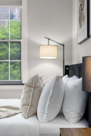 2 chambres, fer et planche à repasser, Wi-Fi gratuit, draps fournis