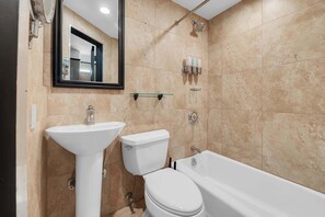 Ducha y secador de pelo