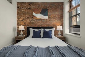 2 chambres, fer et planche à repasser, Wi-Fi gratuit, draps fournis