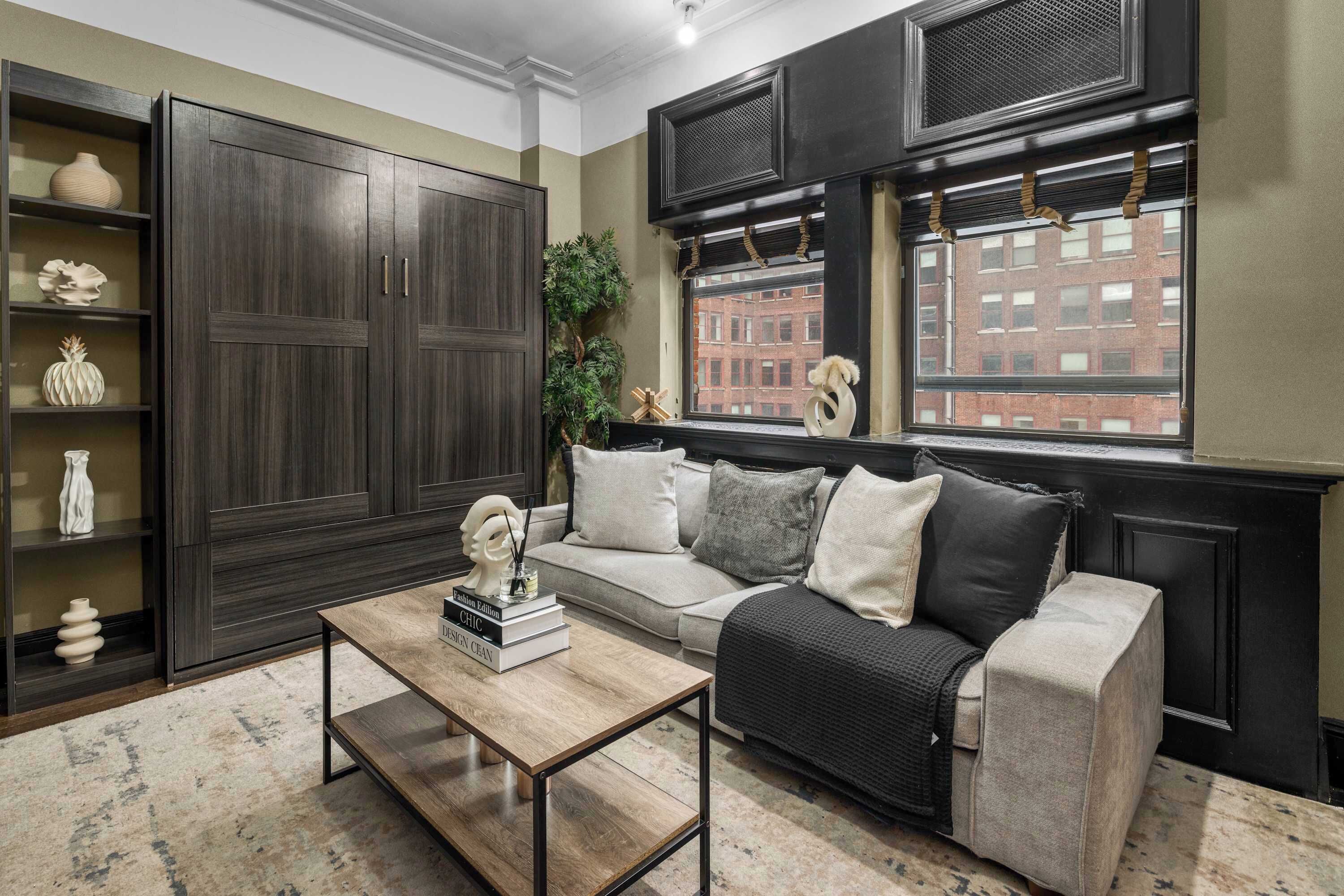 Chic And Cozy Apt In Times Square W Gym! - Queens, NY