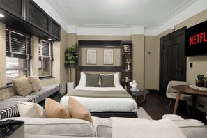 1 chambre, fer et planche à repasser, lit parapluie, Wi-Fi gratuit
