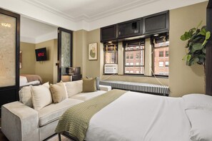 1 slaapkamer, een strijkplank/strijkijzer, reisbedje, gratis wifi