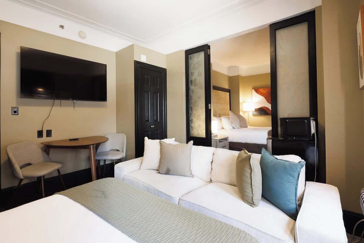 1 室のベッドルーム、アイロン / アイロン台、旅行用ベビーベッド、WiFi (無料)