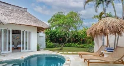 NEW Private Full-Time Butler / 7 Min Walk to Beach