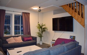 TV - Beautiful home in Flyinge with WiFi (Flyinge)