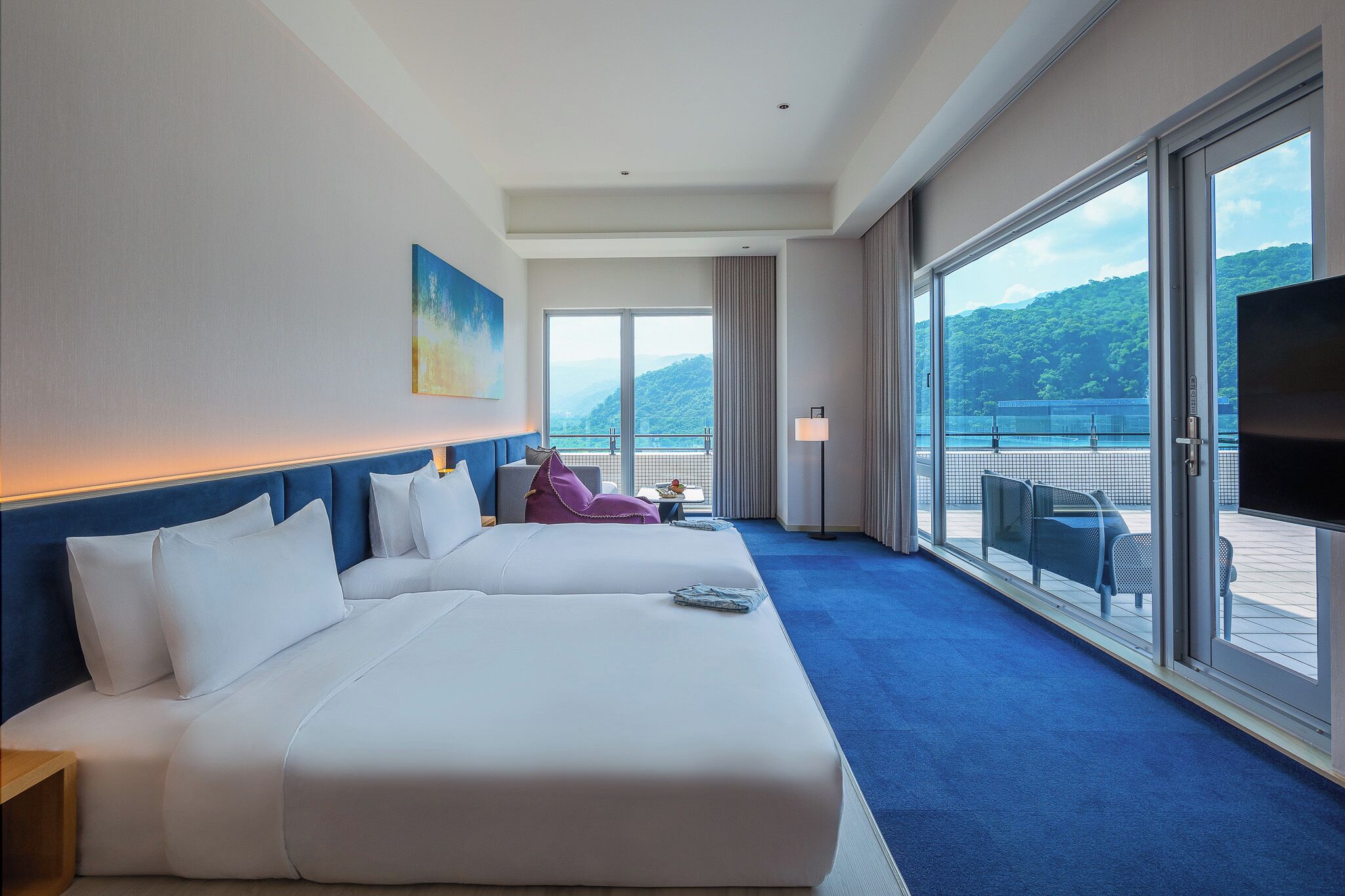 Quarto duplo luxo, vista para a montanha | Cofres nos quartos, cortinas blackout, quartos à prova de som