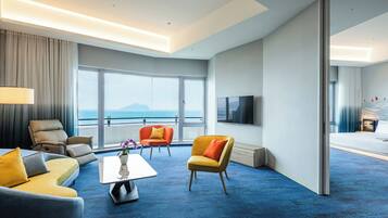 Superior Suite, Sea View | In-room safe, blackout drapes, soundproofing, free WiFi