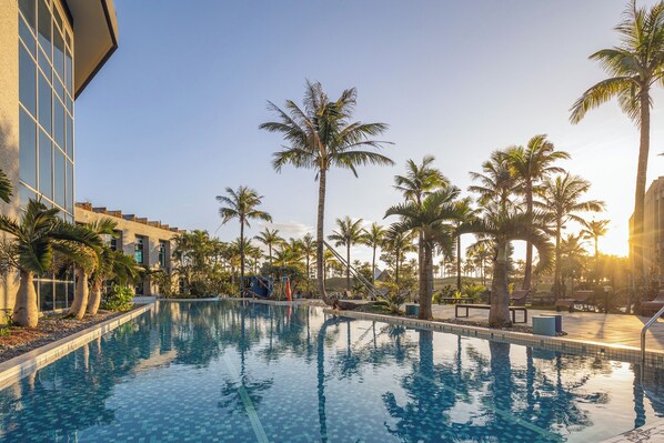 Outdoor pool - The Archipelago (Toucheng)