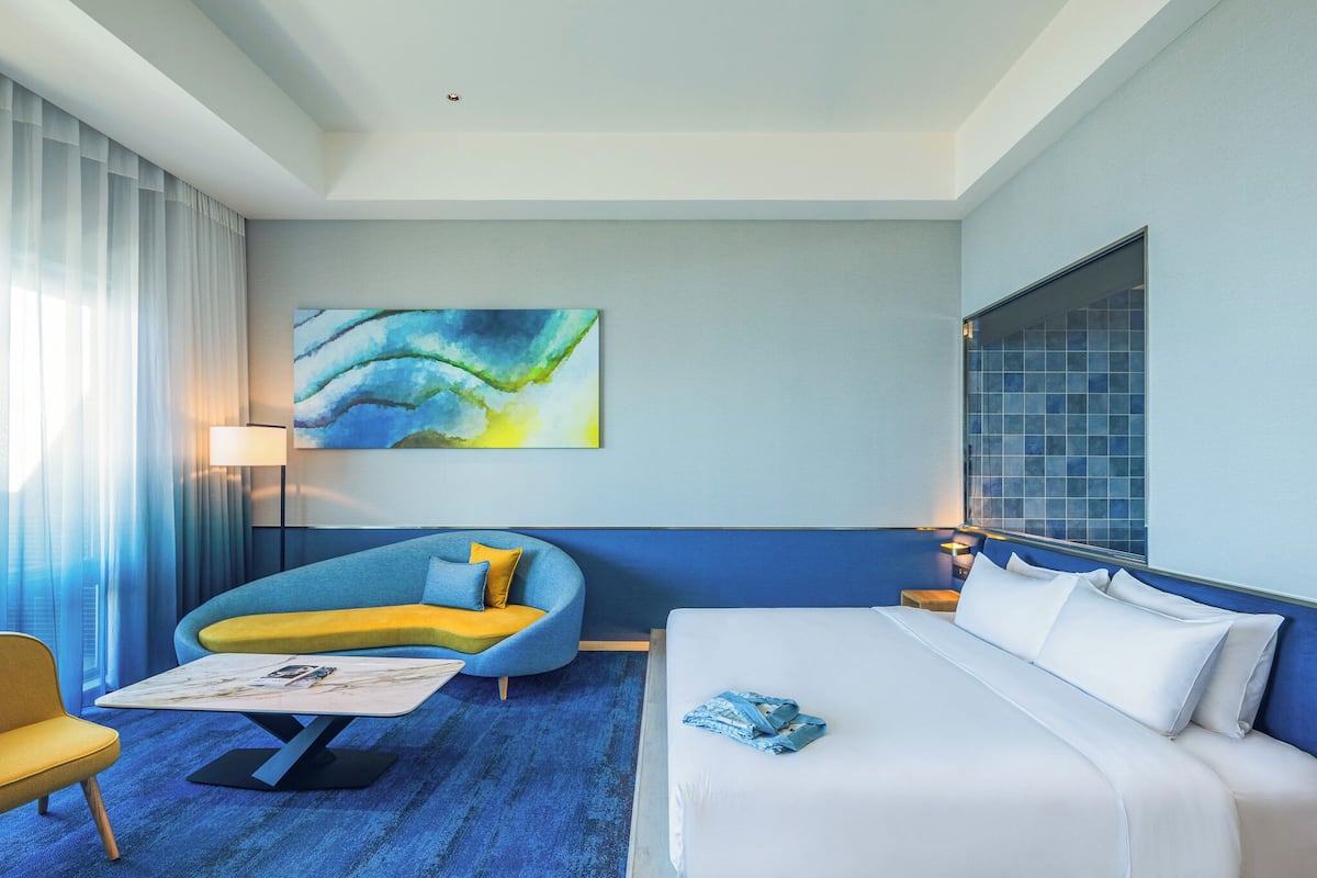 Quarto casal luxo, vista para o mar | Cofres nos quartos, cortinas blackout, quartos à prova de som