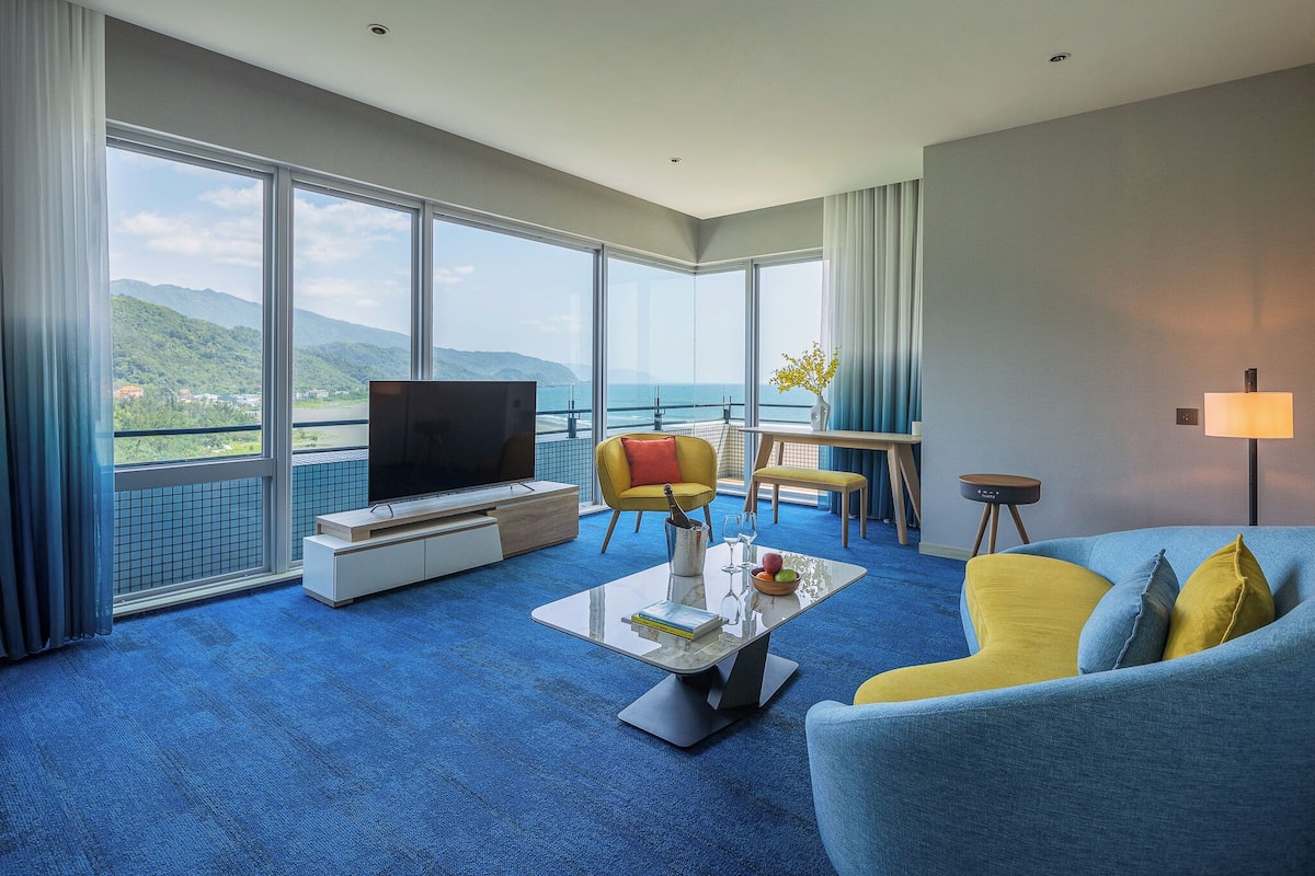 Suíte luxo, vista para o oceano | Cofres nos quartos, cortinas blackout, quartos à prova de som