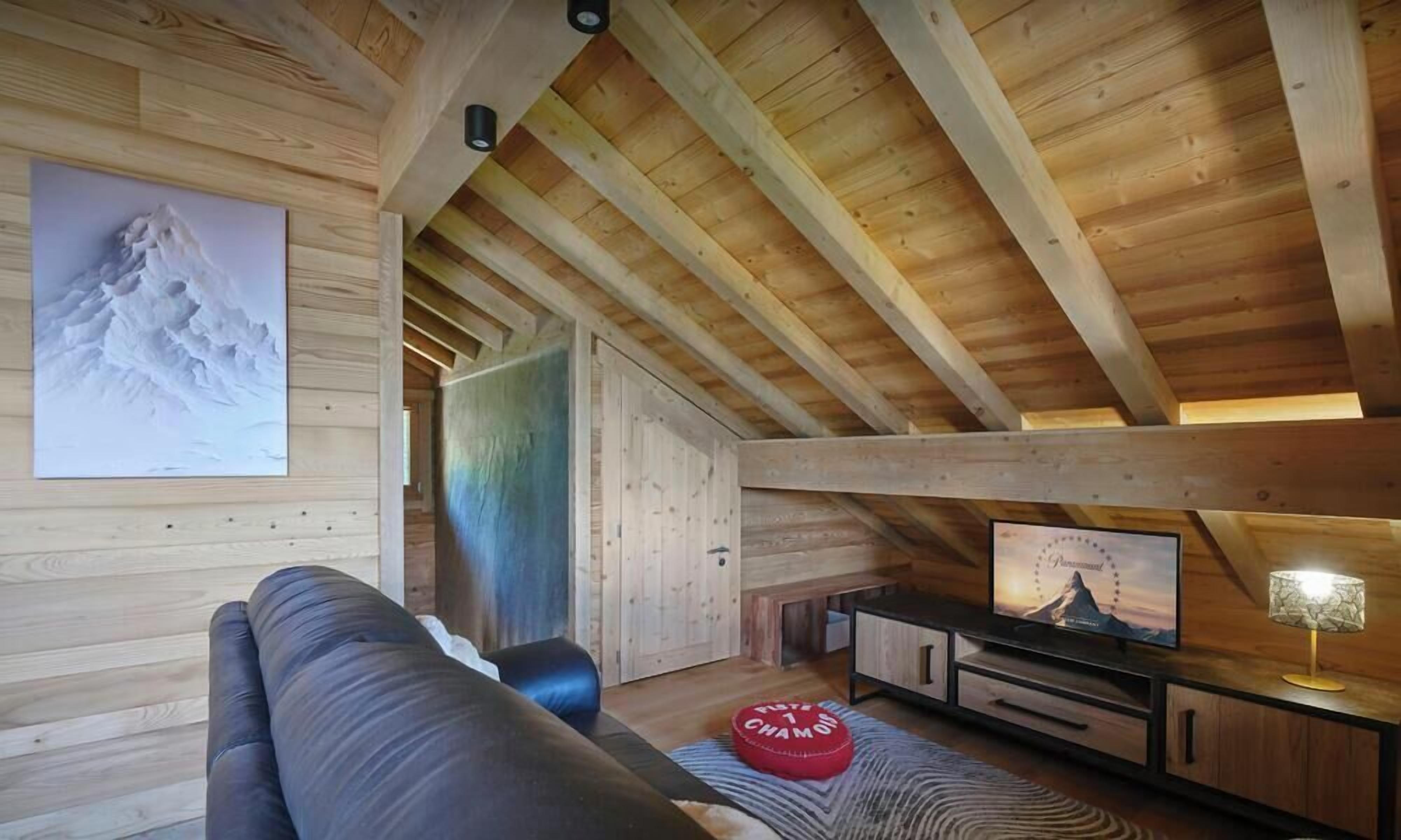 Fernseher, Kamin