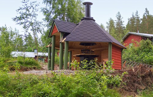 Beautiful home in Ekshärad with WiFi