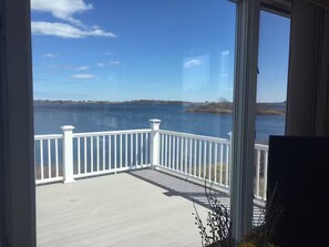 Interior - Cozy cottage on the water (Charlestown)