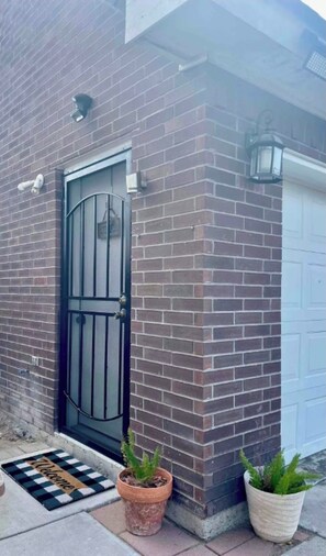 Exterior detail - Private small studio for 1-2 guest only. (McAllen)