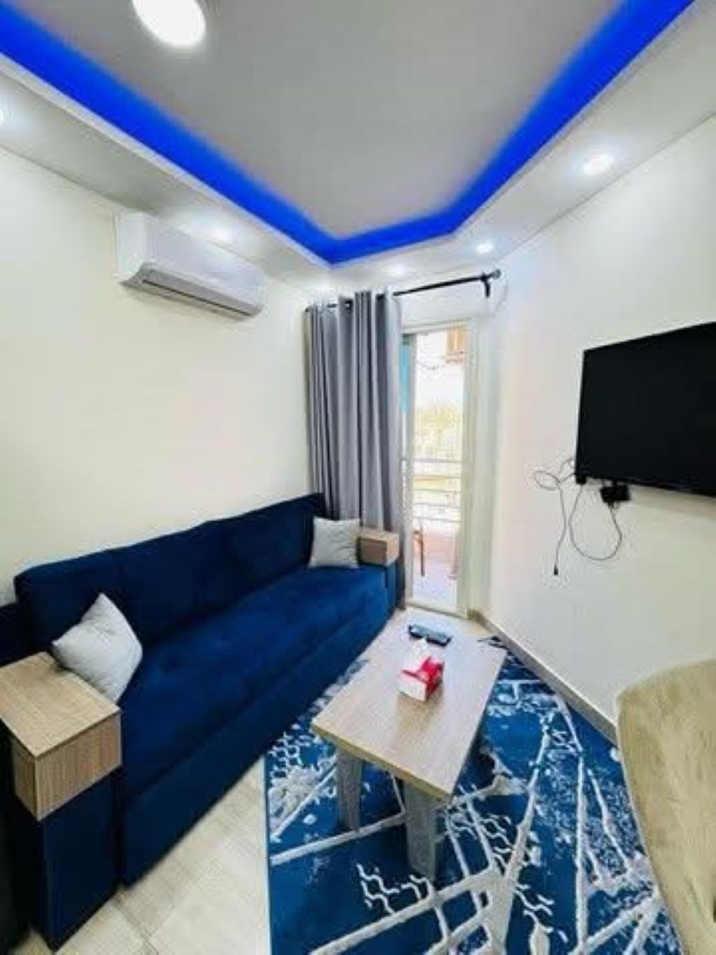 Chalet, 1 Bedroom, Accessible, Smoking | Living room