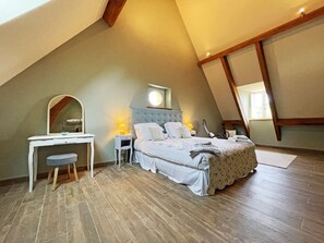 Free WiFi - Les douces terrasses, private swimming pool (COUX ET BIGAROQUE)