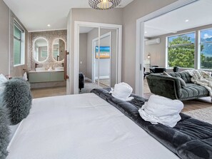 1 Schlafzimmer, Bügeleisen/Bügelbrett, WLAN, Bettwäsche