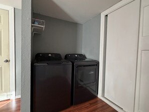 Interior - Southern Gardens - Tranquil South Abilene Home (Abilene)