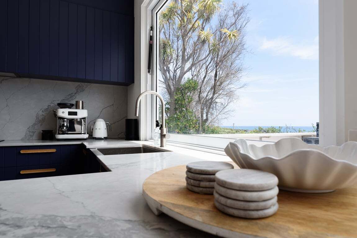 冰箱、微波炉、烤箱、炉灶