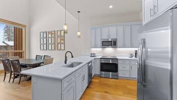 Studio (3 Bedrooms) | Exterior