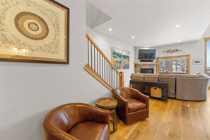 Studio (3 Bedrooms) | Exterior