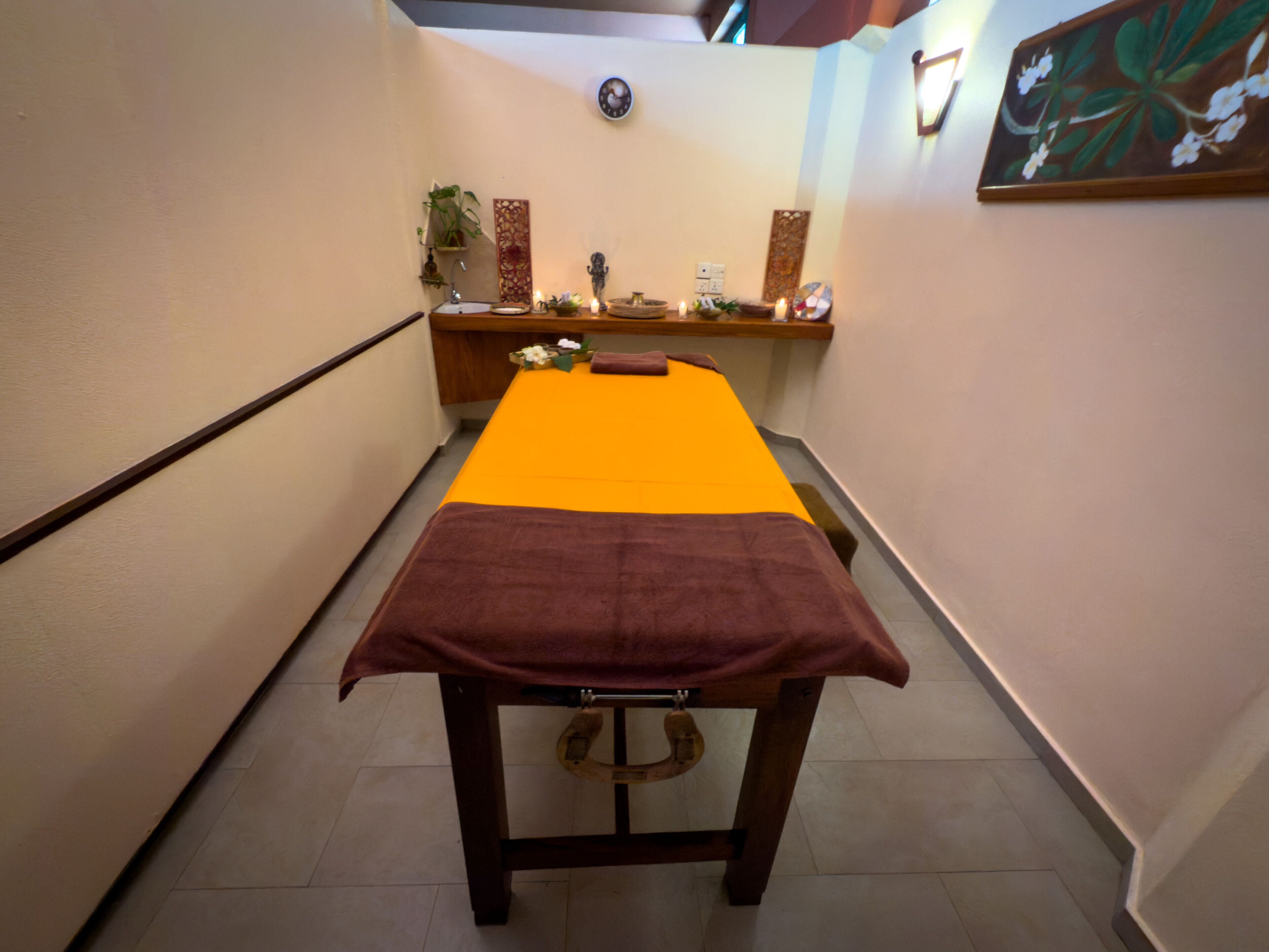 Behandlingsrum för par, kroppsbehandlingar, hydroterapi och aromaterapi