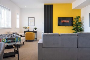 House | 2 bedrooms, Internet - Cosy Apartment in the Heart of Sale (Sale)