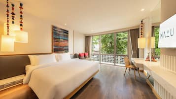 Superior City View with Bathtub | In-room safe, desk, free WiFi, bed sheets