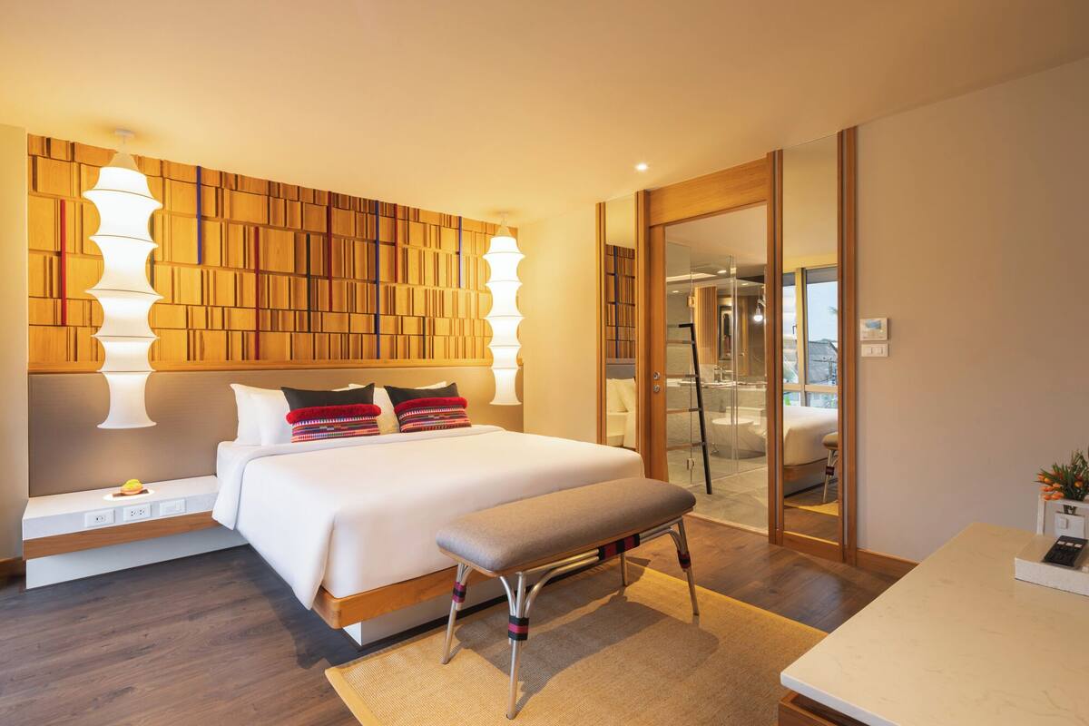 One Bedroom Suite with Bathtub | セーフティボックス (室内)、デスク、WiFi (無料)、ベッドシーツ