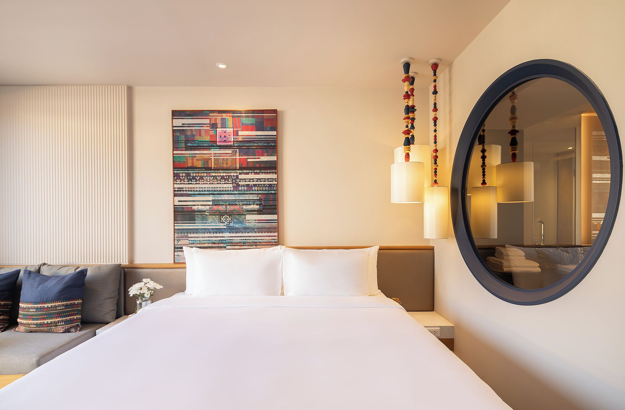 In-room safe, desk, WiFi (free), bed sheets