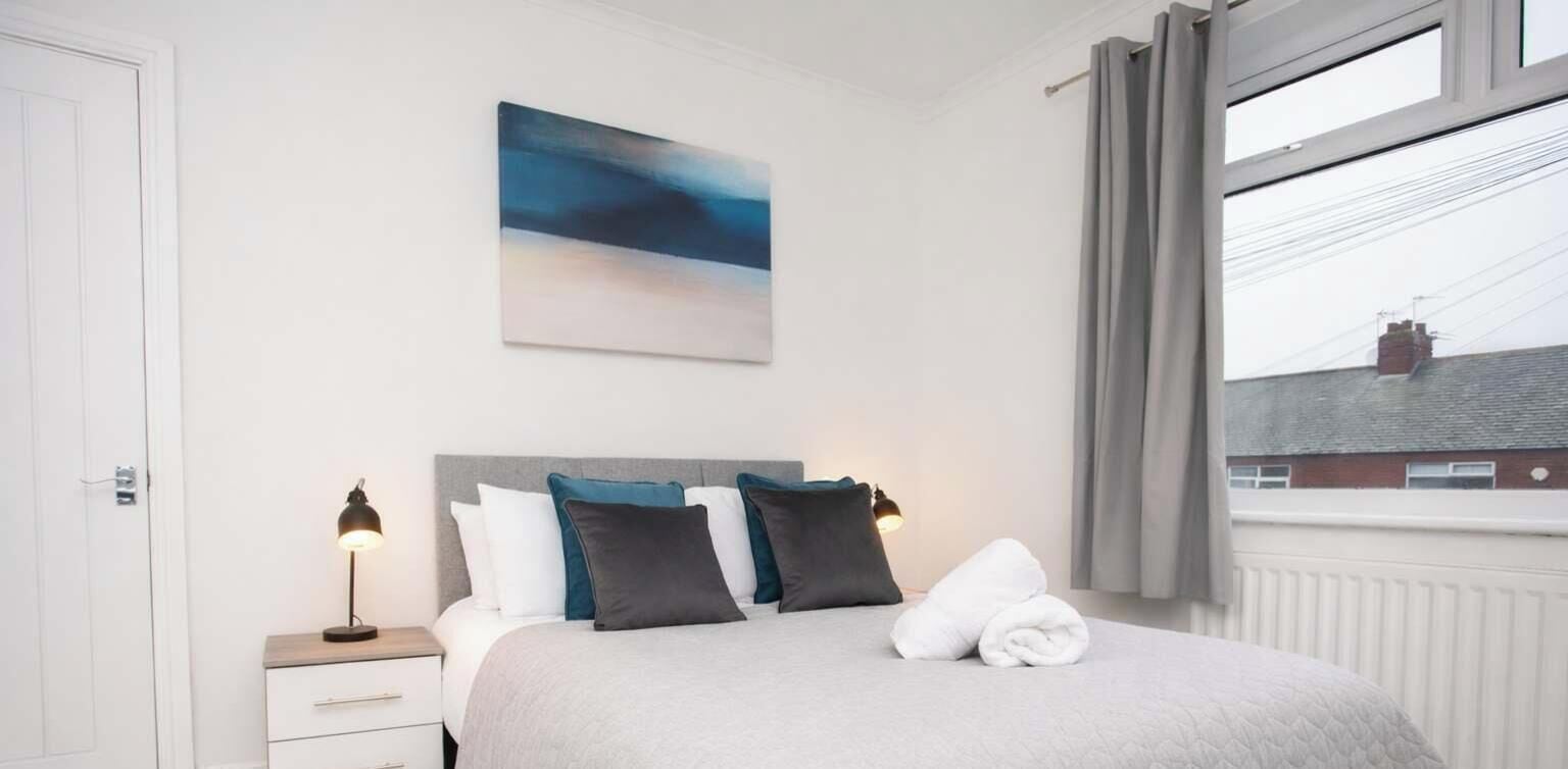 3 bedrooms, desk, iron/ironing board, WiFi