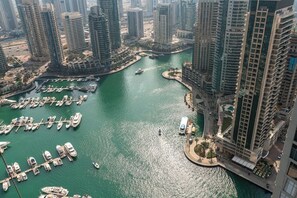 House - Full Marina View 2BR at Damac Heights (Dubai)