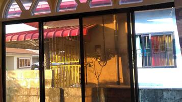 Apartment, 1 Bedroom, Smoking | Interior