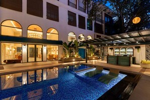 Apartment - Luxury Suite w City Views Pool Close to Beach (Candolim)