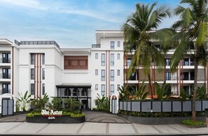 Apartment | 1 bedroom - Luxury Suite w City Views Pool Close to Beach (Candolim)