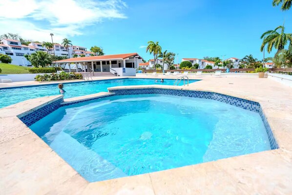 Outdoor pool - Río Mar Cluster 2 Villa Serene (Rio Grande)