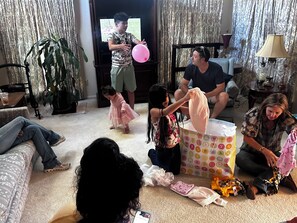 Interior - 3-bedroom villa in fantastic Conroe with cool AC (Conroe)