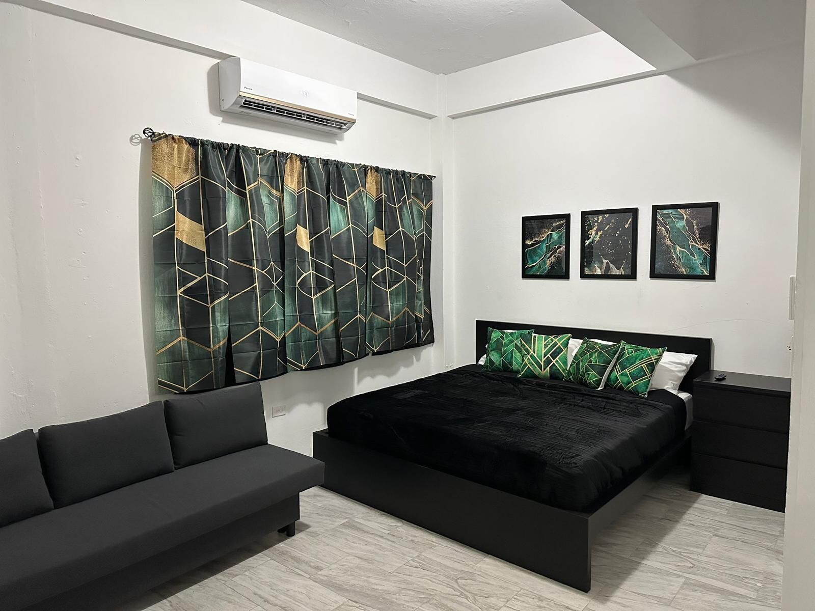 1 chambre, fer et planche à repasser, Wi-Fi, draps fournis