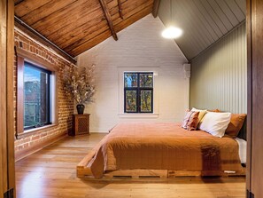 4 Schlafzimmer, Schreibtisch, Bügeleisen/Bügelbrett, kostenloses WLAN