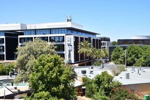 Miscellaneous - Fabulous Fremantle Apartment! (Fremantle)